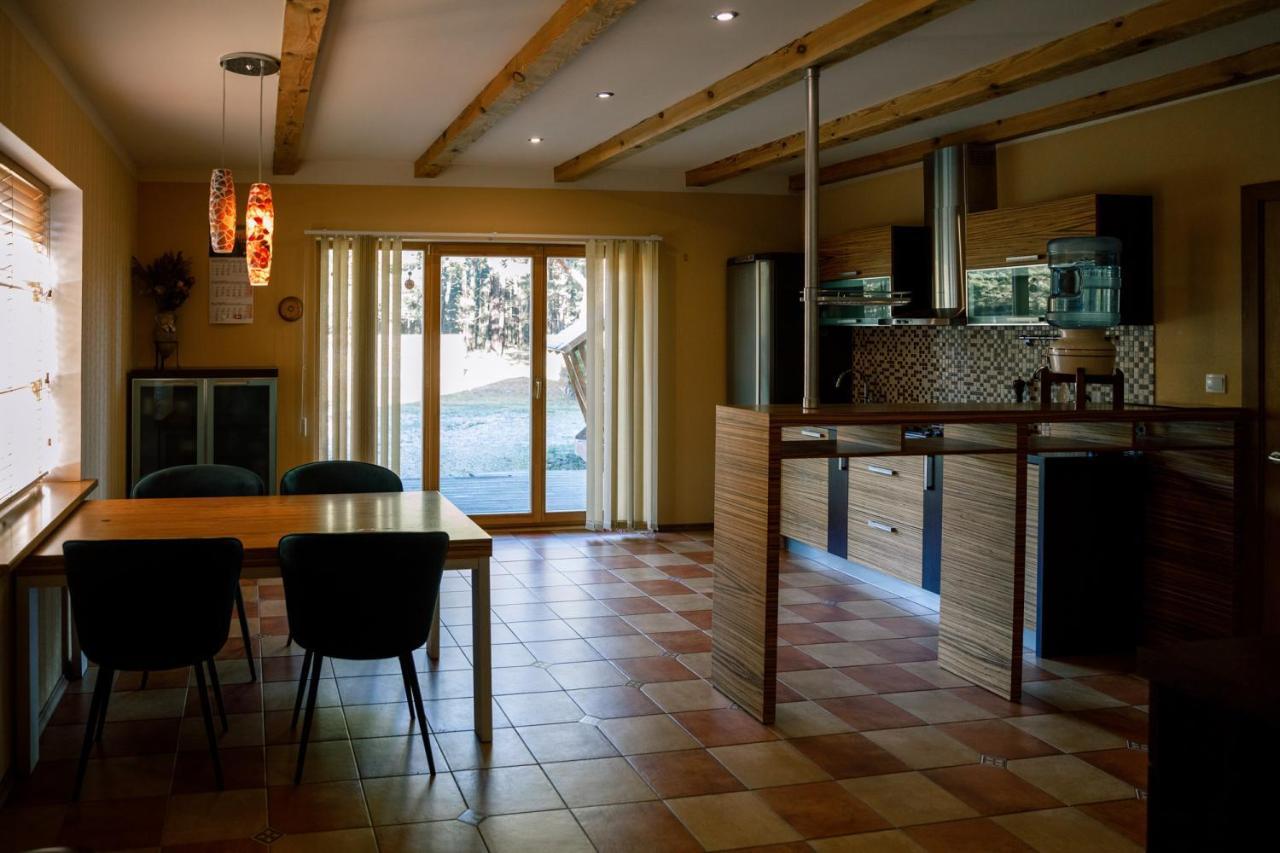 Bash Village House Вентспилс Екстериор снимка
